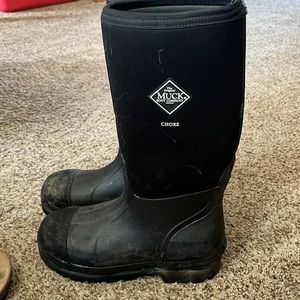 Muck boots